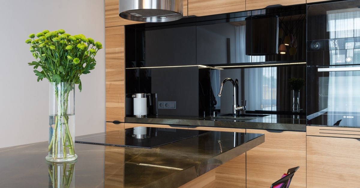 Comparing Laminate Benchtops with Other Materials: A Geelong Perspective
